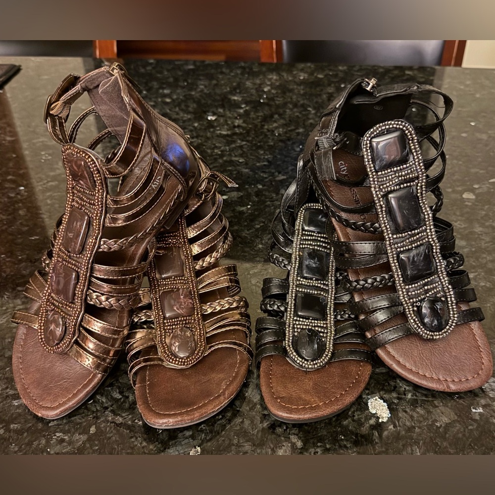 2 PAIRS Gladiator Sandals Flats Size 6.5 Bronze & Black With Silver Beading Lot